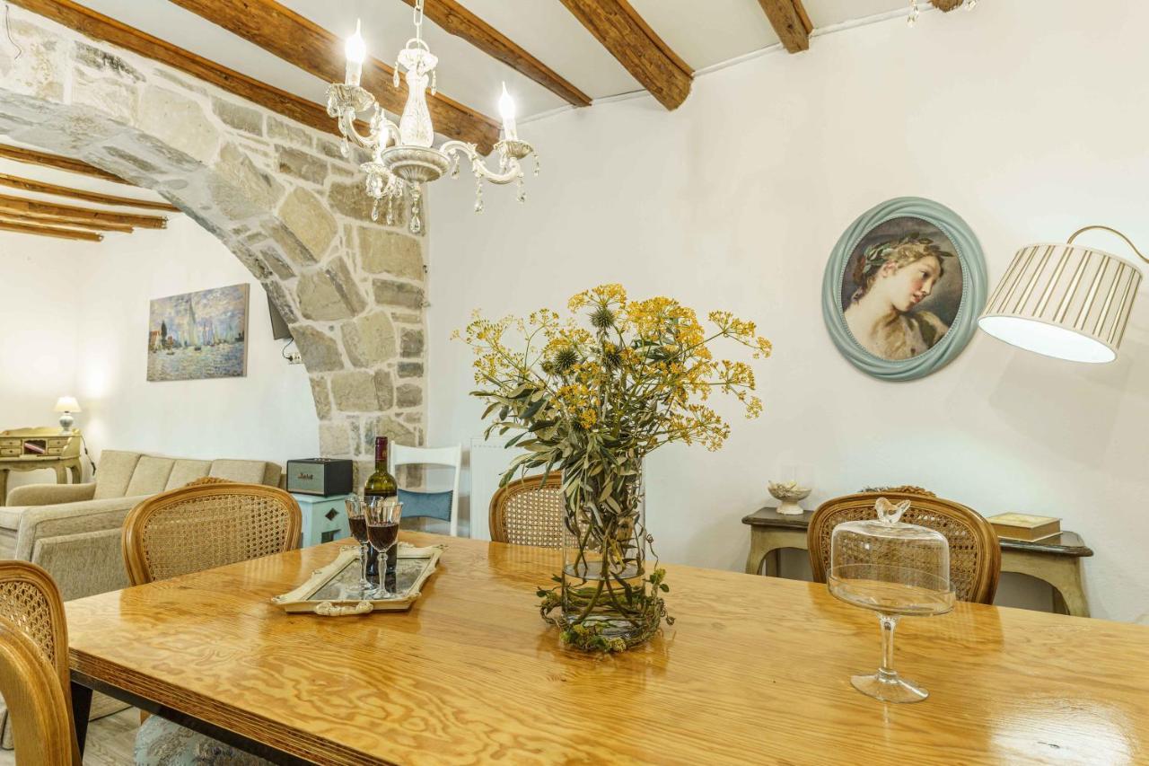 Villa Simantiri Pombia Dış mekan fotoğraf
