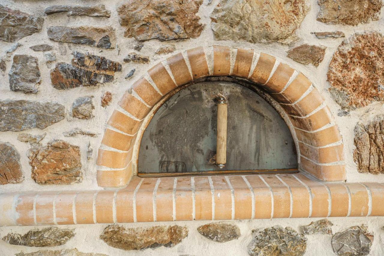 Villa Simantiri Pombia Dış mekan fotoğraf