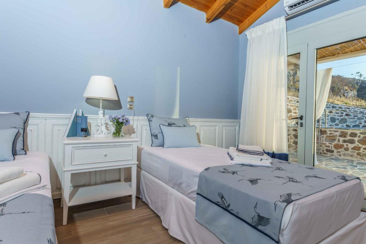 Villa Simantiri Pombia Dış mekan fotoğraf