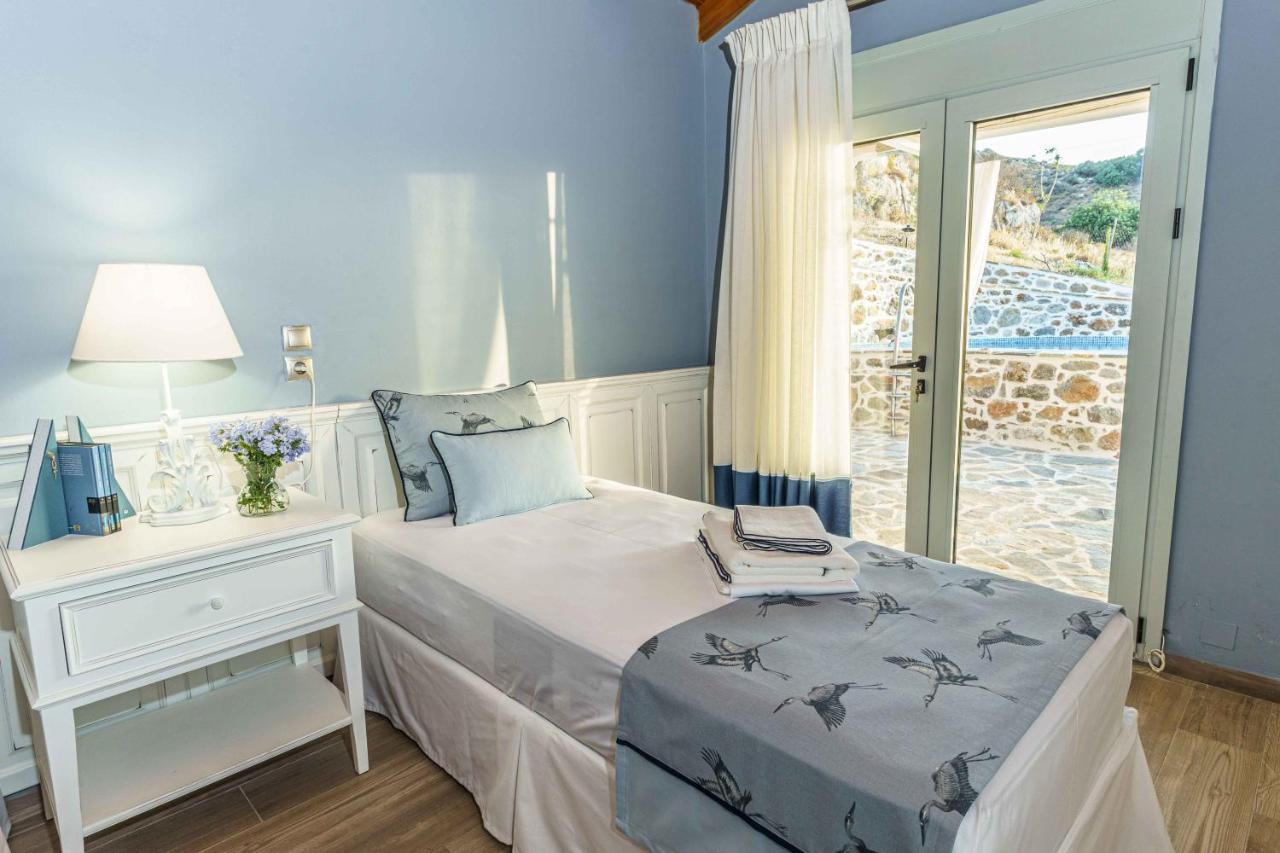 Villa Simantiri Pombia Dış mekan fotoğraf